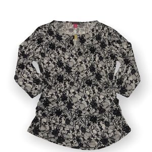 Vince Camuto Black Lace Printed Top Women’s Size S